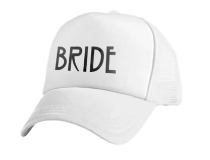 gorra trucker blanca para despedida de soltera gótica